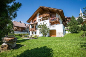Отель Apartments Tino  Валле Ди Кадоре